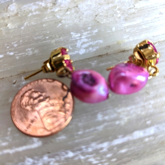 Genuine Pink Ruby 2.55 Carats & Pink Baroque Drop Down 18K Gold Plated Earrings - Picture 4 of 5